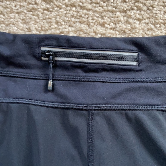 Lululemon Groovy Run Short Bonded Black 10 - Picture 10 of 12